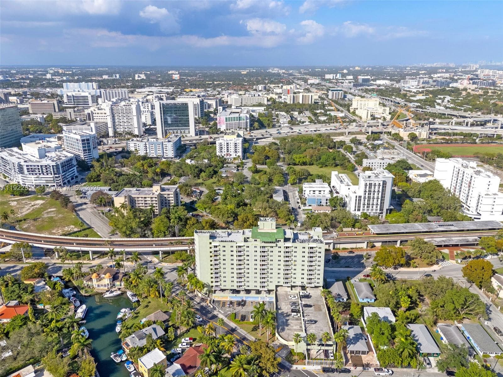 816 NW 11th St # 607, Miami FL 33136 — 28