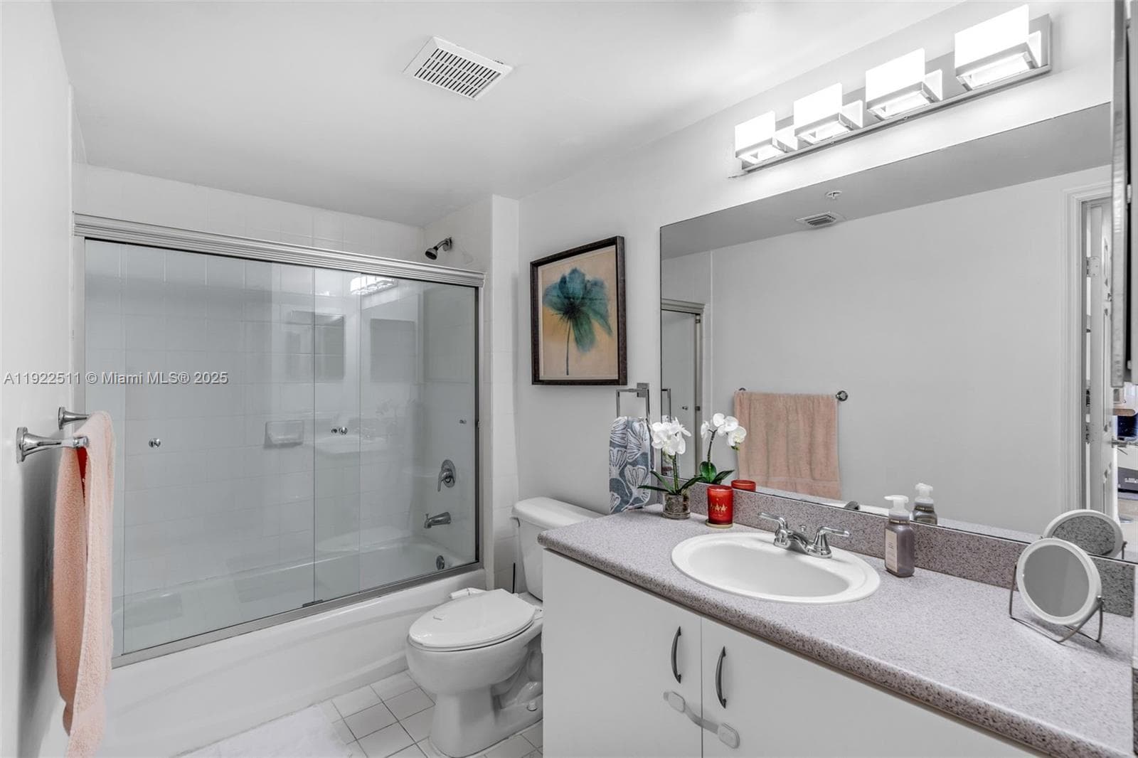 816 NW 11th St # 607, Miami FL 33136 — 10