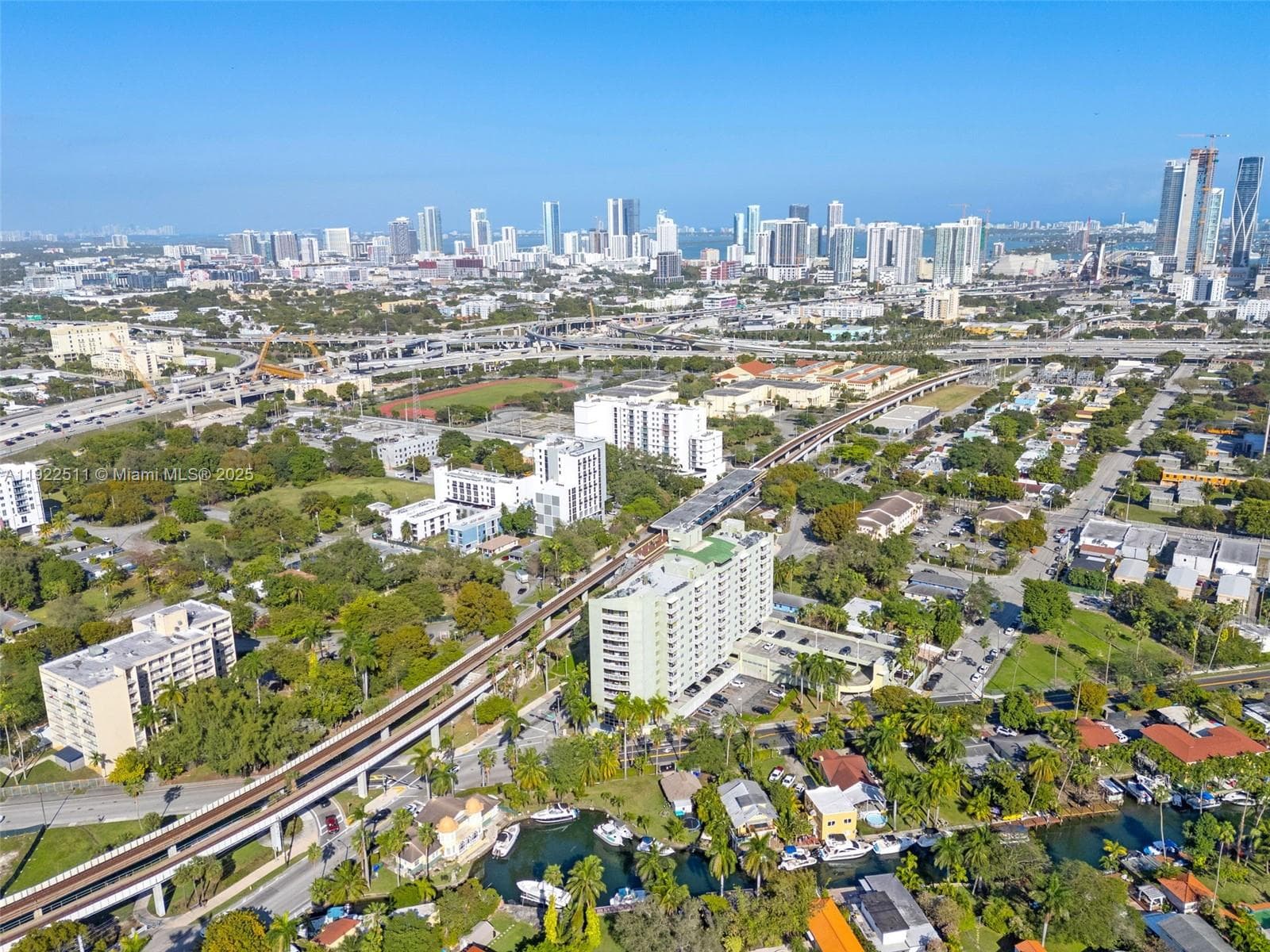 816 NW 11th St # 607, Miami FL 33136 — 21