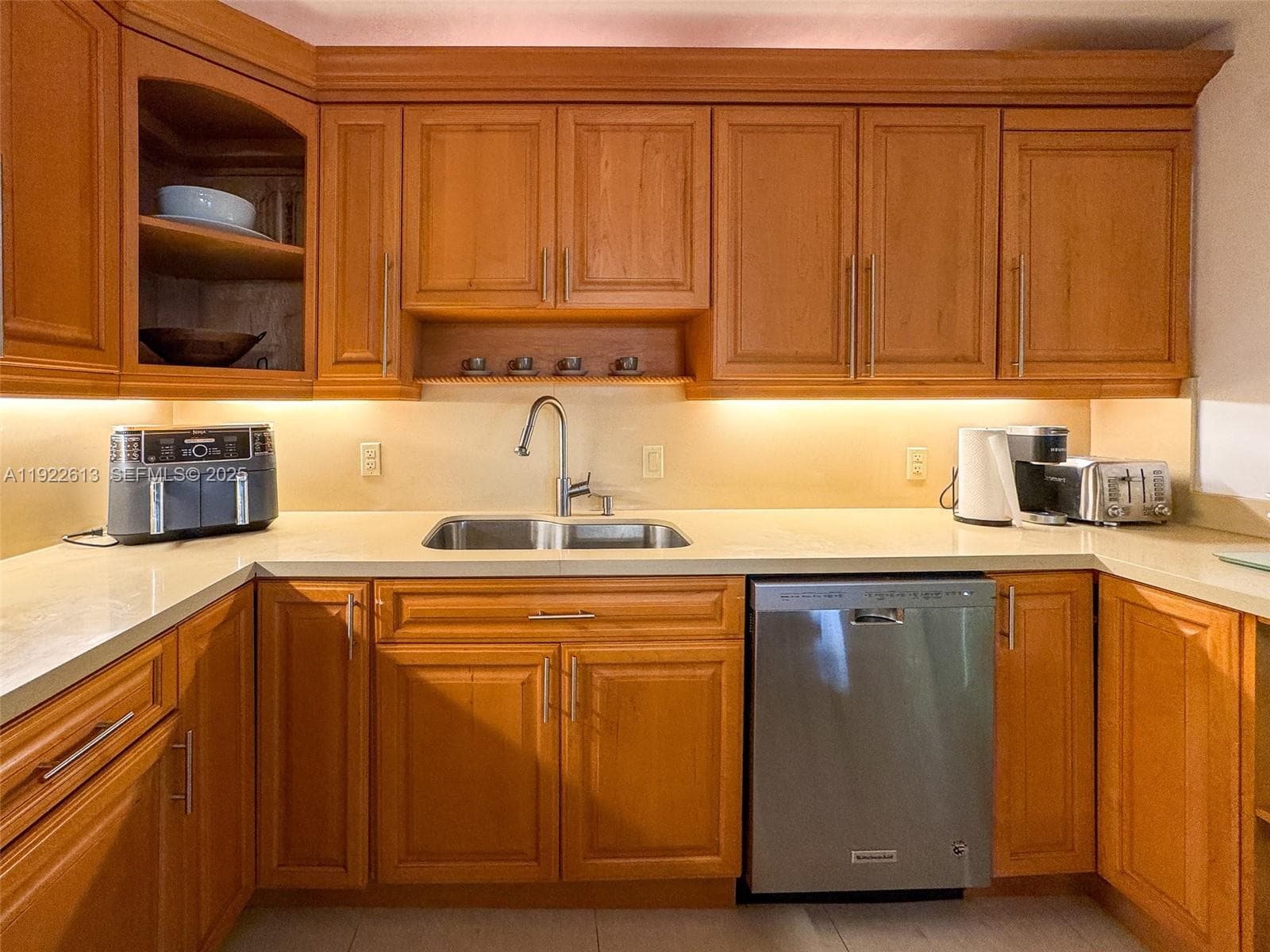8877 Collins Ave # 809, Surfside FL 33154 — 12