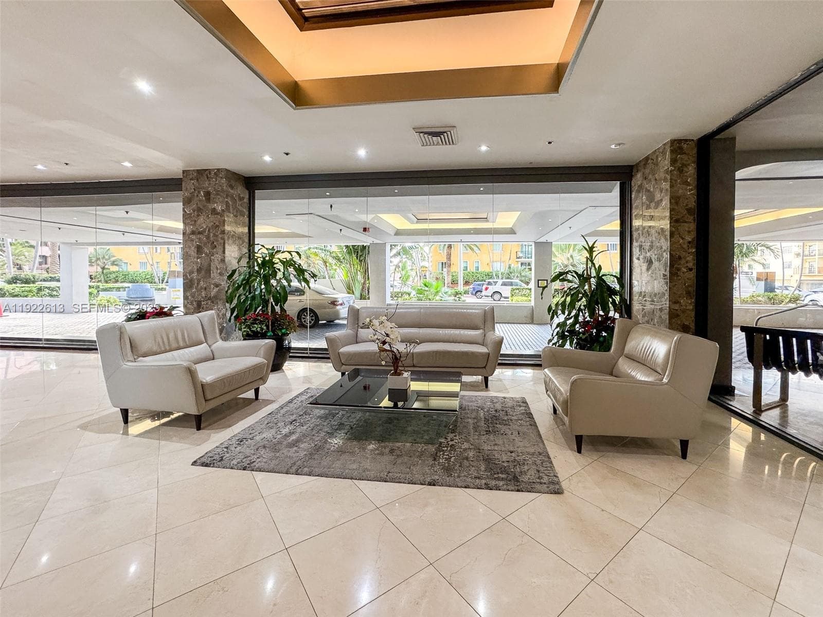 8877 Collins Ave # 809, Surfside FL 33154 — 39