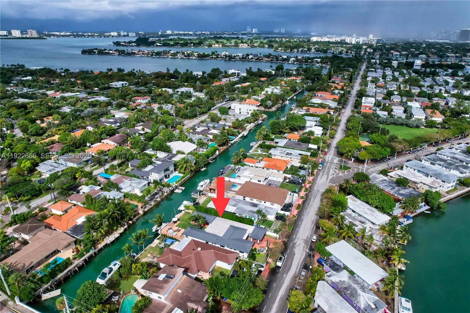 7724 Hawthorne Ave, Miami Beach FL 33141 — 1