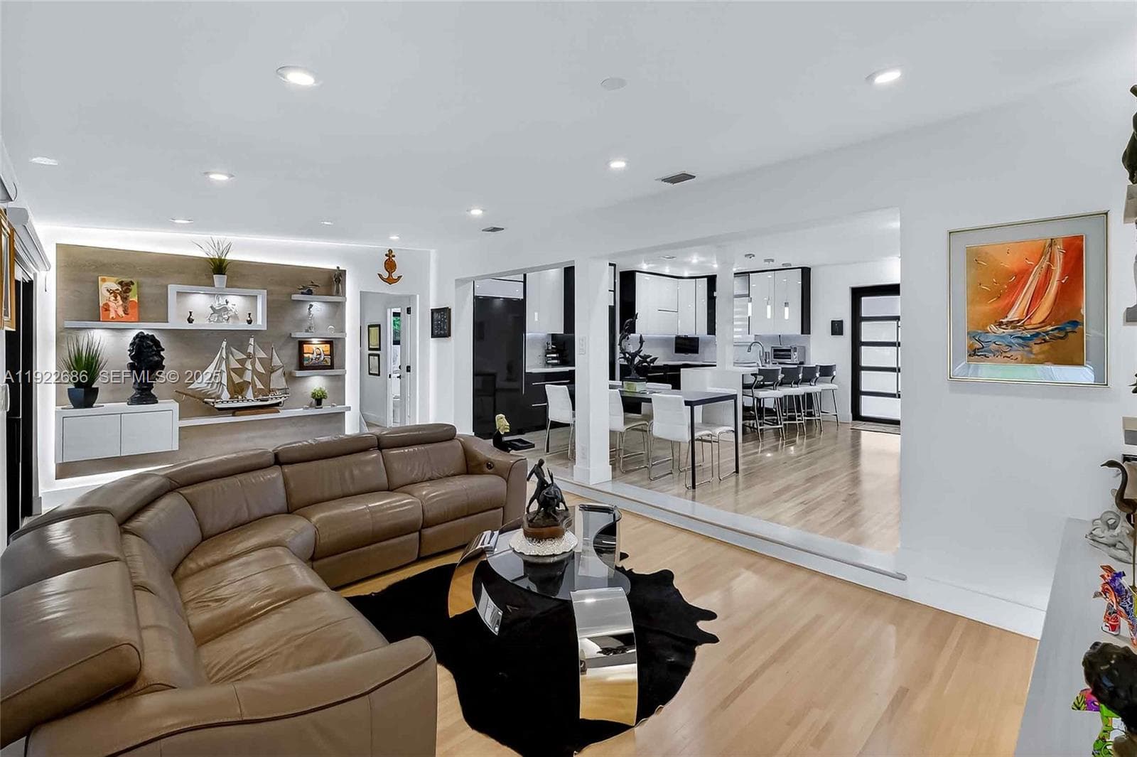 7724 Hawthorne Ave, Miami Beach FL 33141 — 14