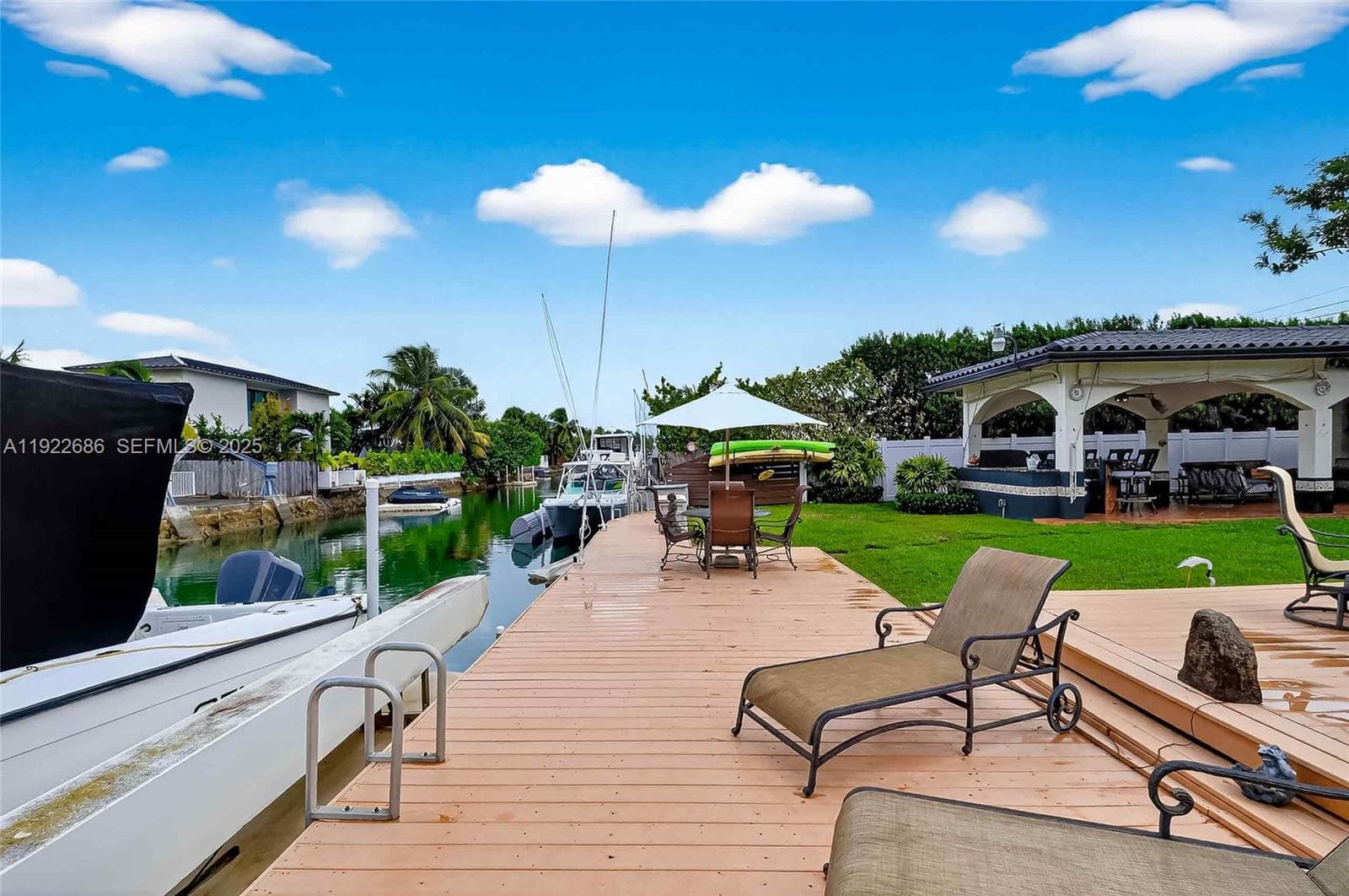 7724 Hawthorne Ave, Miami Beach FL 33141 — 60