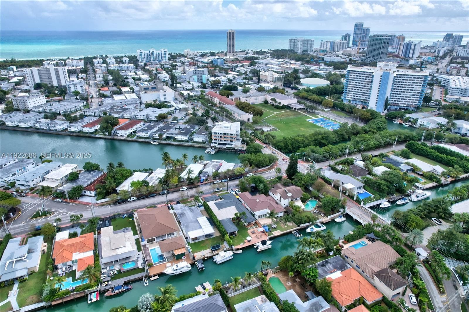 7724 Hawthorne Ave, Miami Beach FL 33141 — 25
