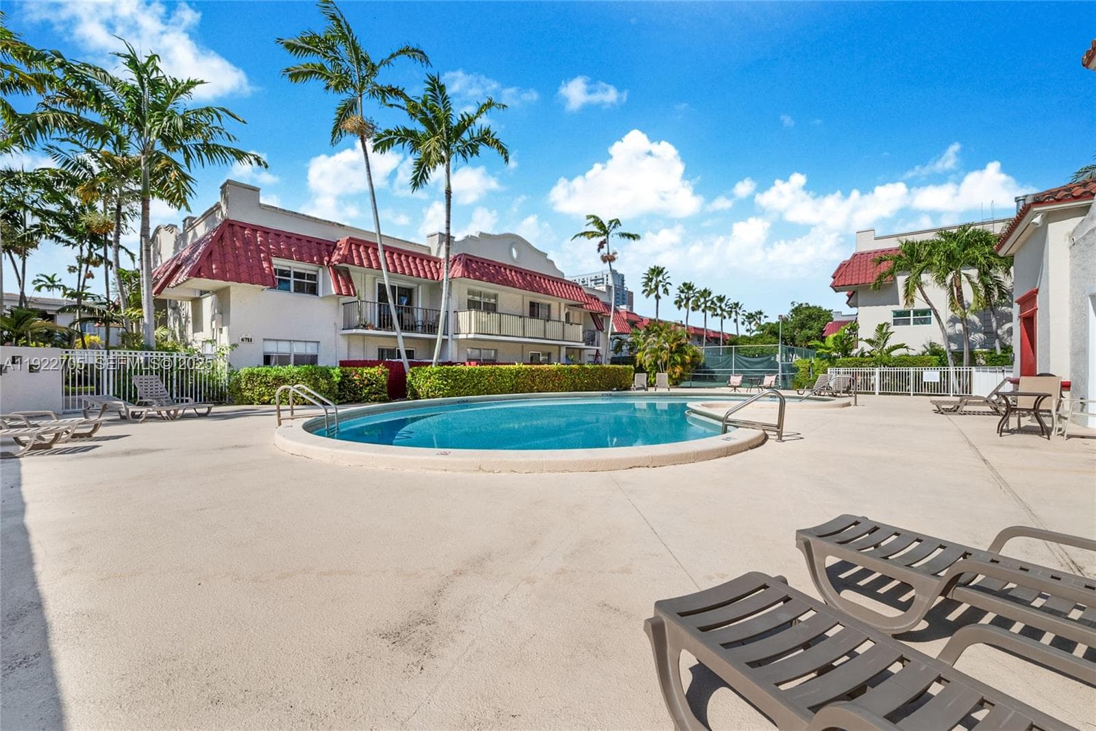 8650 SW 67th Ave # 1042, Pinecrest FL 33156 — 17