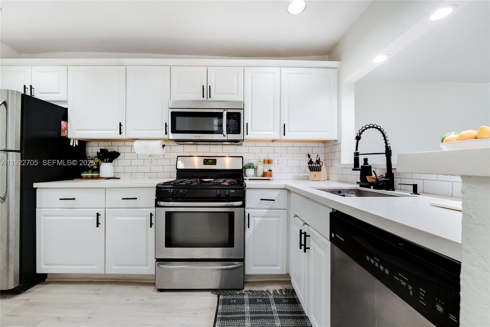 8650 SW 67th Ave # 1042, Pinecrest FL 33156 — 5