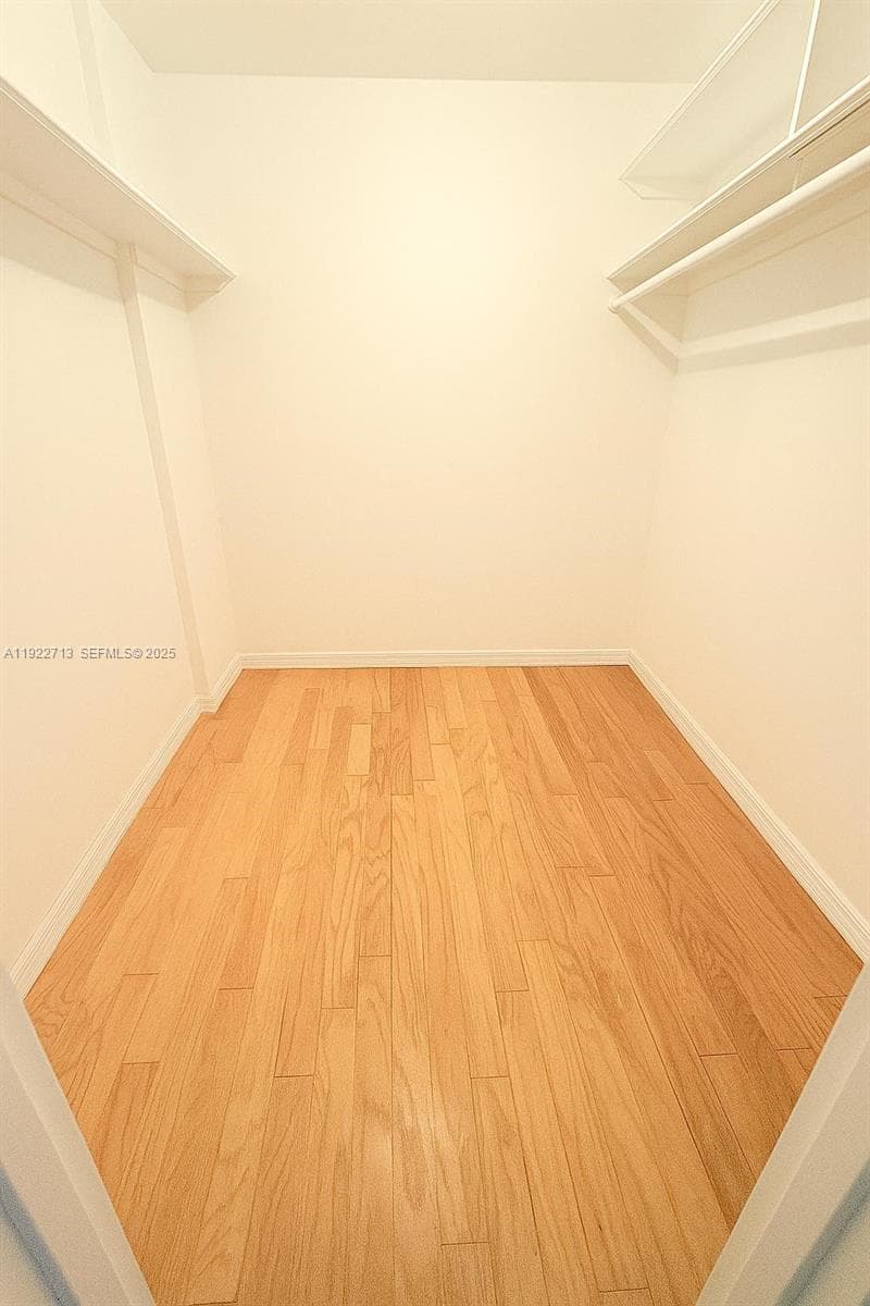 5255 Collins Ave # 5D, Miami Beach FL 33140 — 12