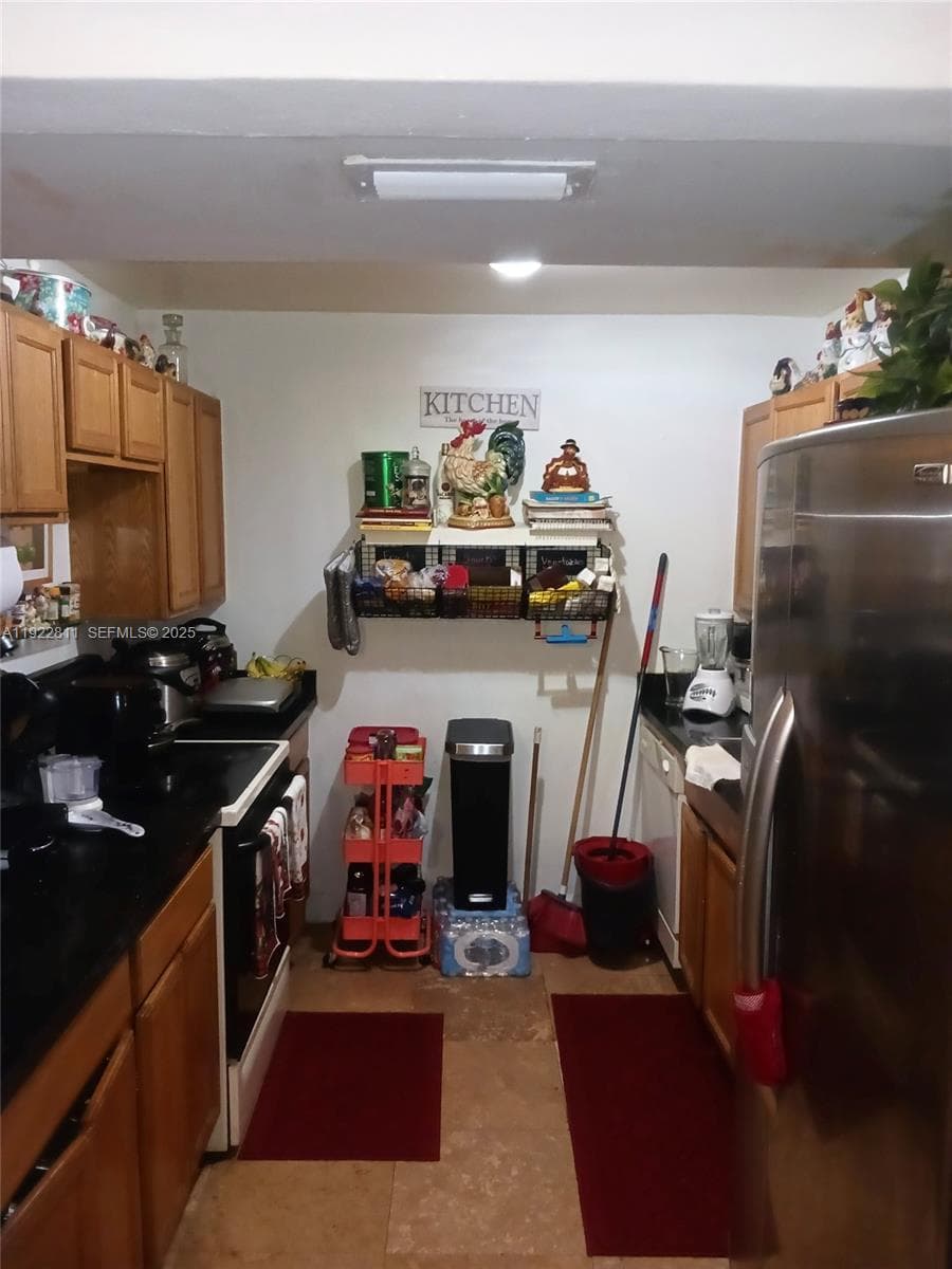 1855 NE 121st St # 31, North Miami FL 33181 — 4