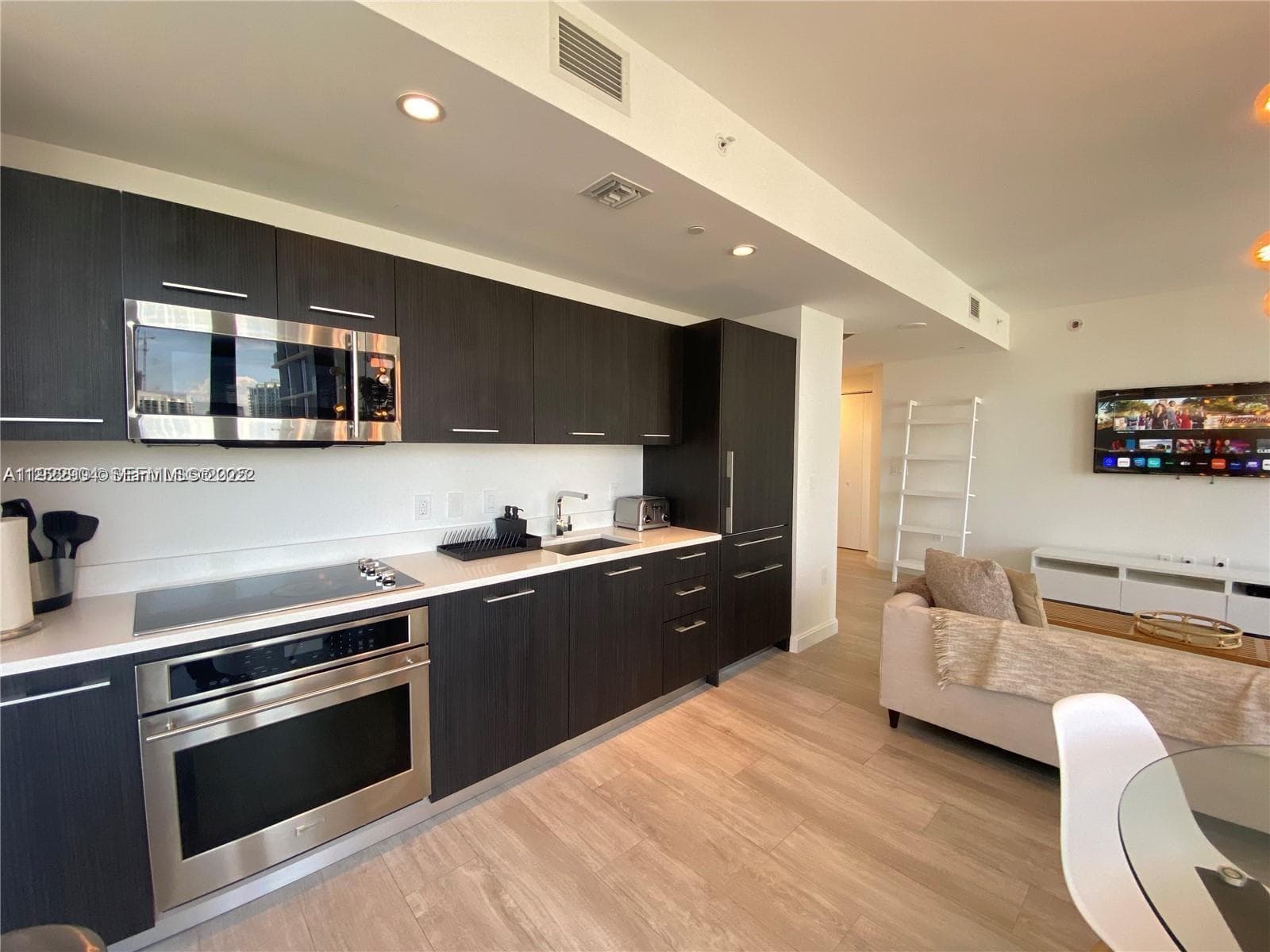 55 SW 9th St # 3001, Miami FL 33130 — 8