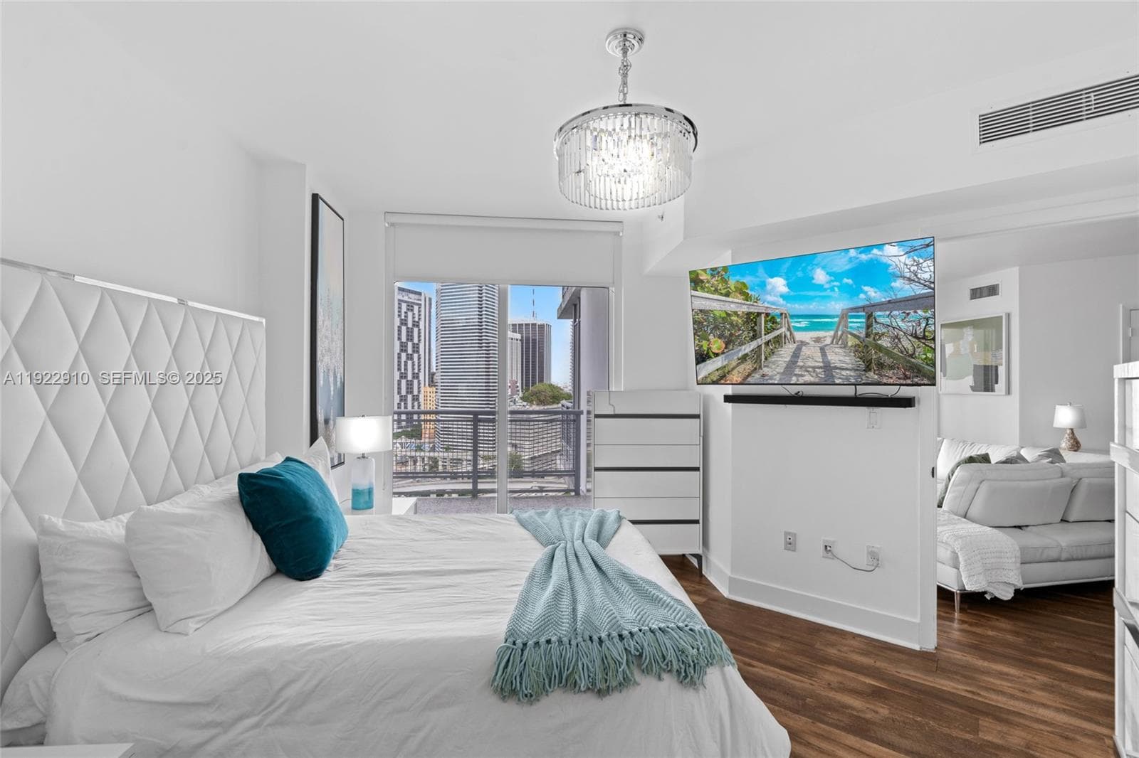 350 S Miami Ave # 1803, Miami FL 33130 — 22