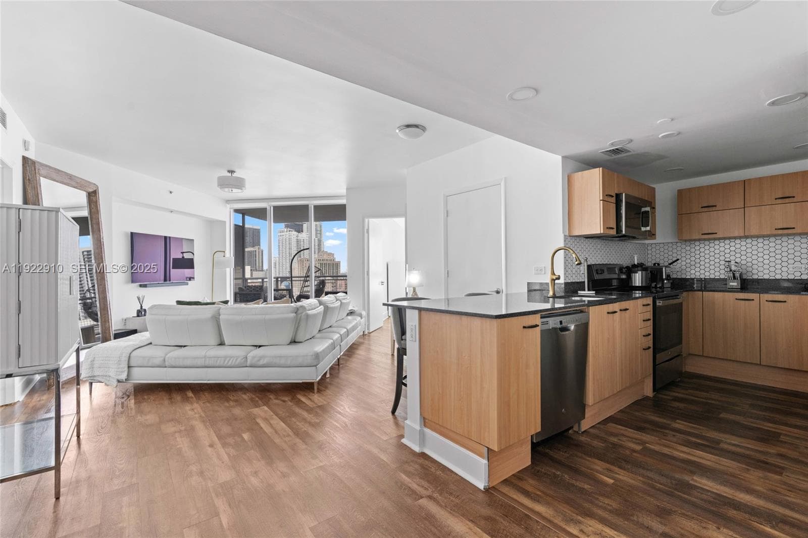 350 S Miami Ave # 1803, Miami FL 33130 — 9