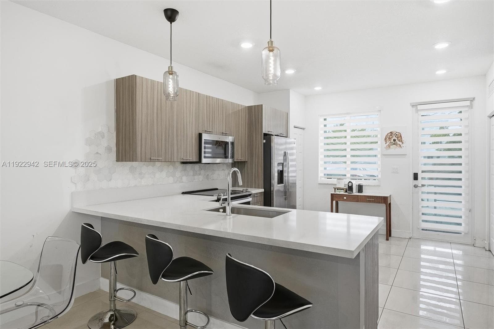 6420 NW 102nd Path # 110, Doral FL 33178 — 3