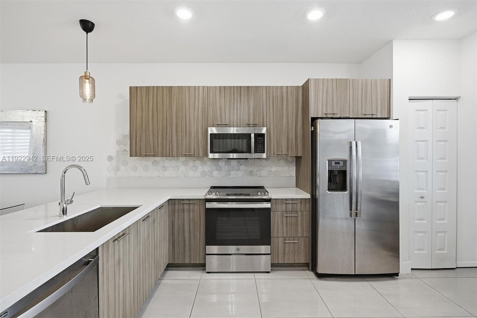 6420 NW 102nd Path # 110, Doral FL 33178 — 20