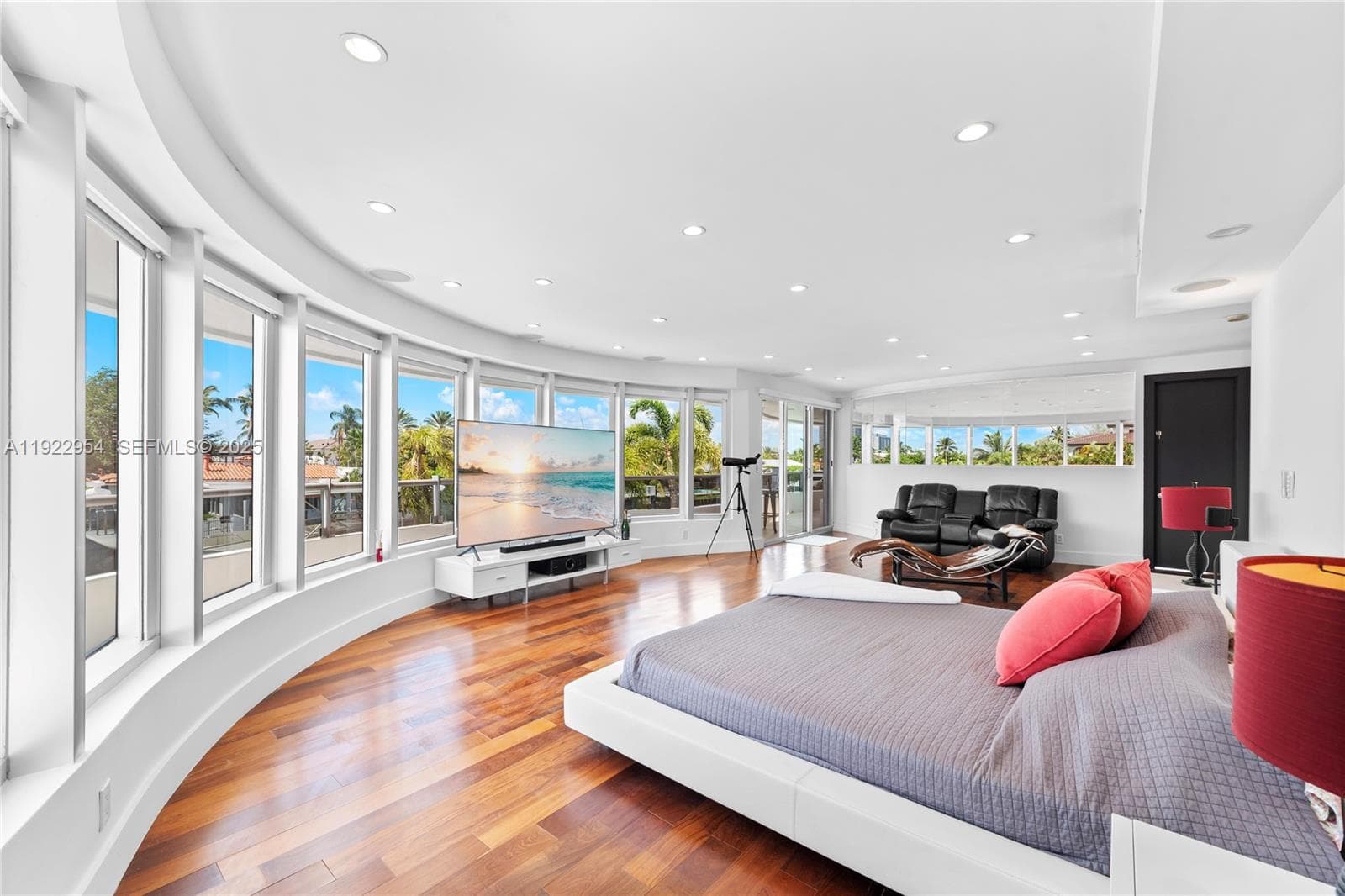 3344 NE 167th St, North Miami Beach FL 33160 — 62