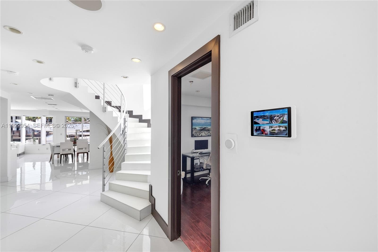 3344 NE 167th St, North Miami Beach FL 33160 — 42