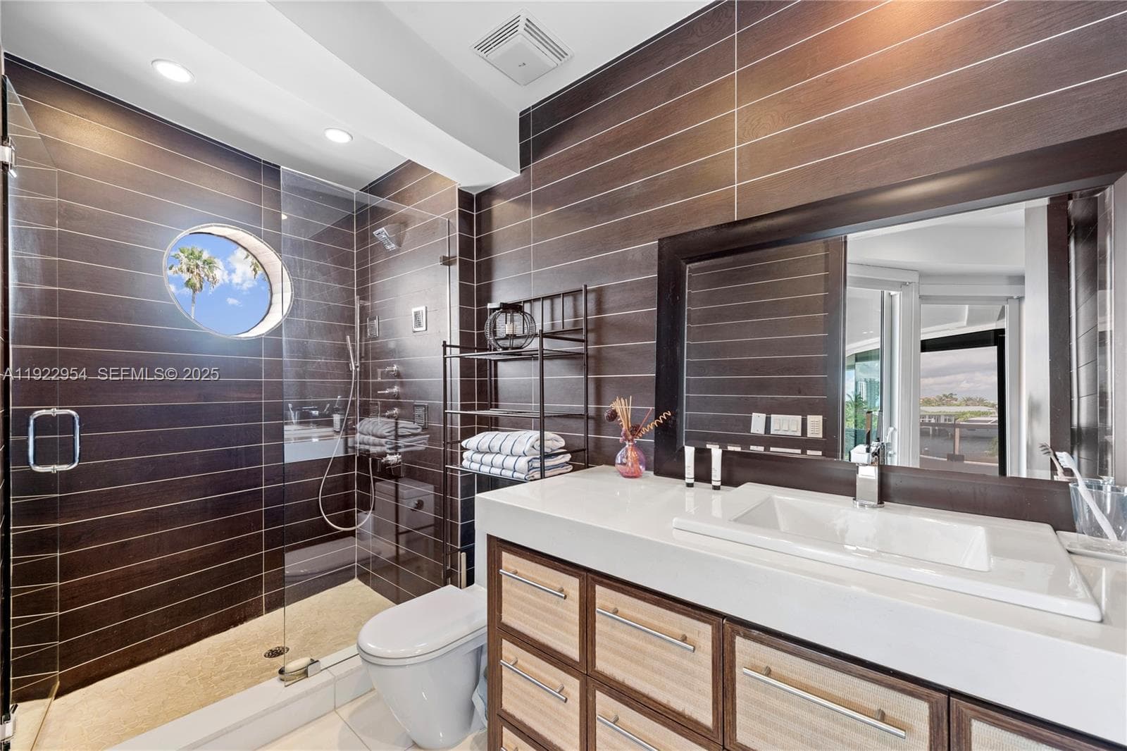3344 NE 167th St, North Miami Beach FL 33160 — 90