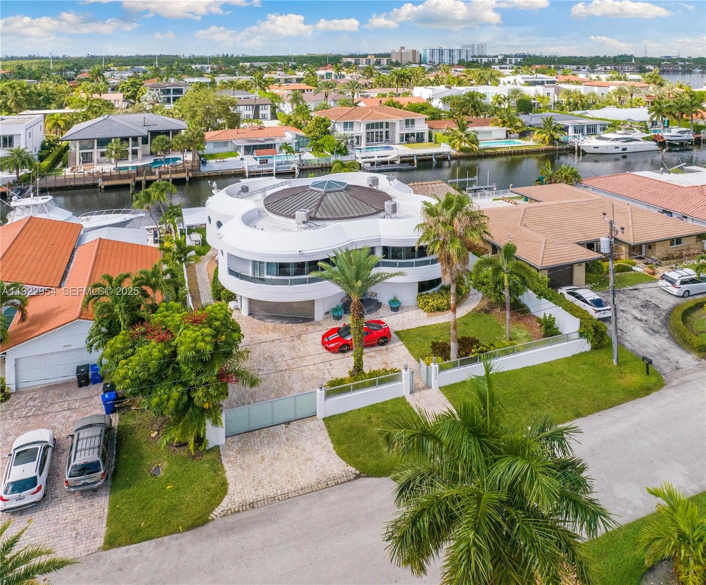 3344 NE 167th St, North Miami Beach FL 33160 — 32