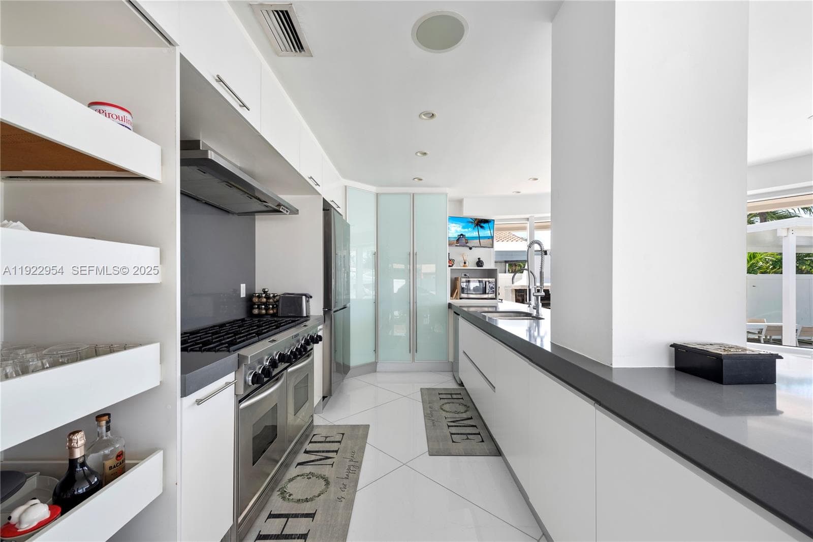3344 NE 167th St, North Miami Beach FL 33160 — 18