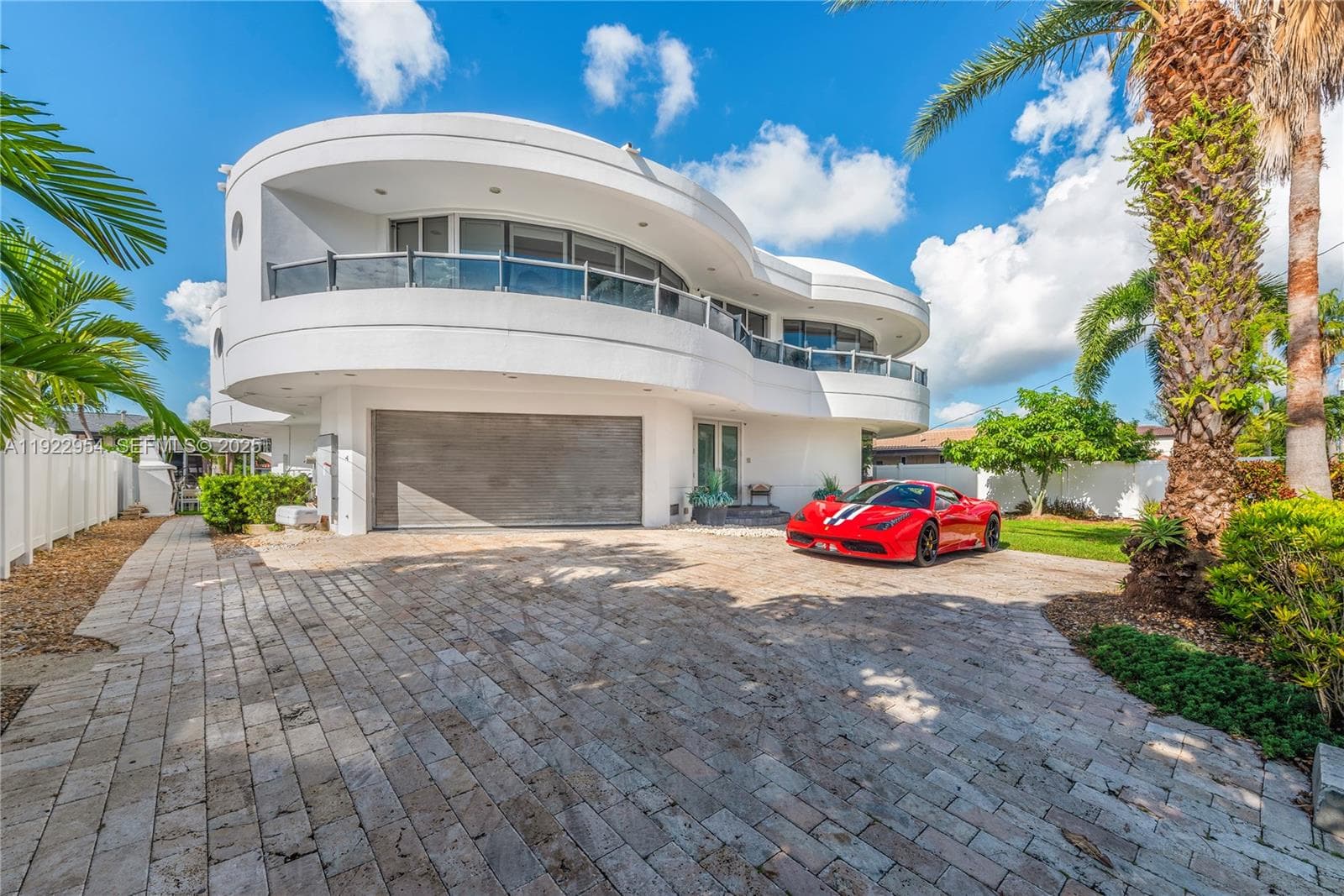 3344 NE 167th St, North Miami Beach FL 33160 — 21