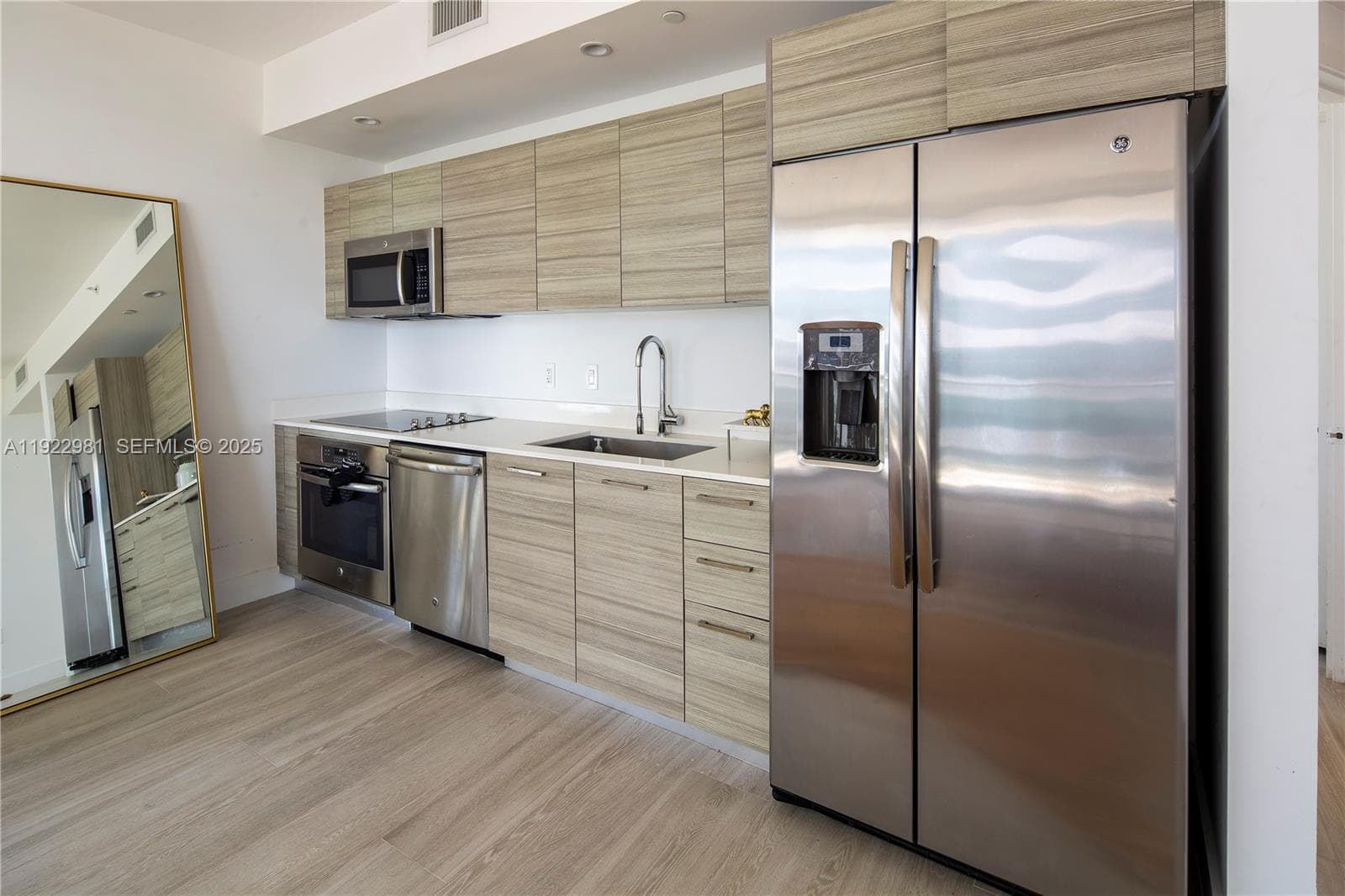 121 NE 34th St # 2701, Miami FL 33137 — 6