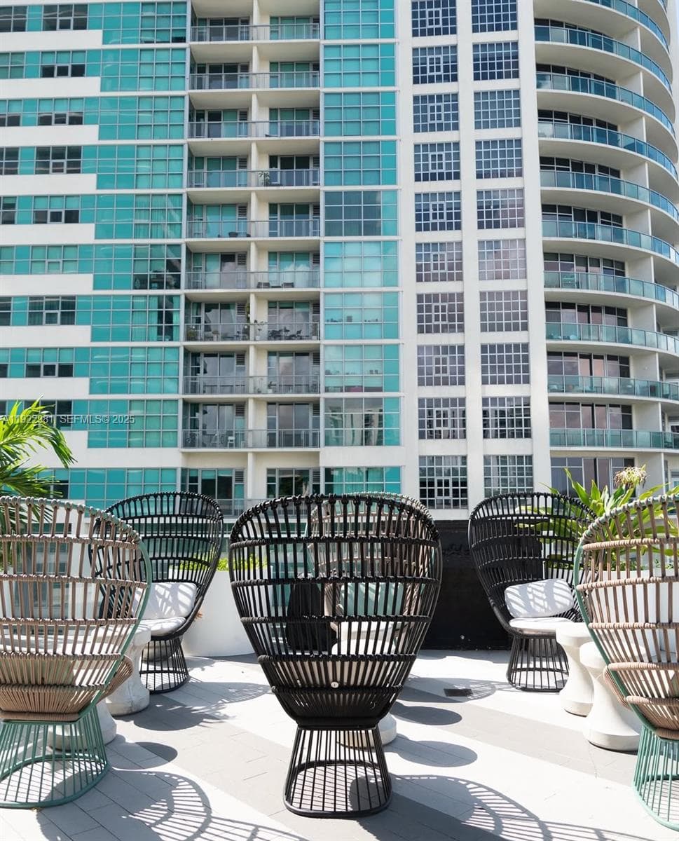 121 NE 34th St # 2701, Miami FL 33137 — 41