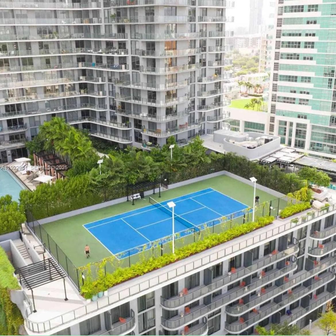 121 NE 34th St # 2701, Miami FL 33137 — 35