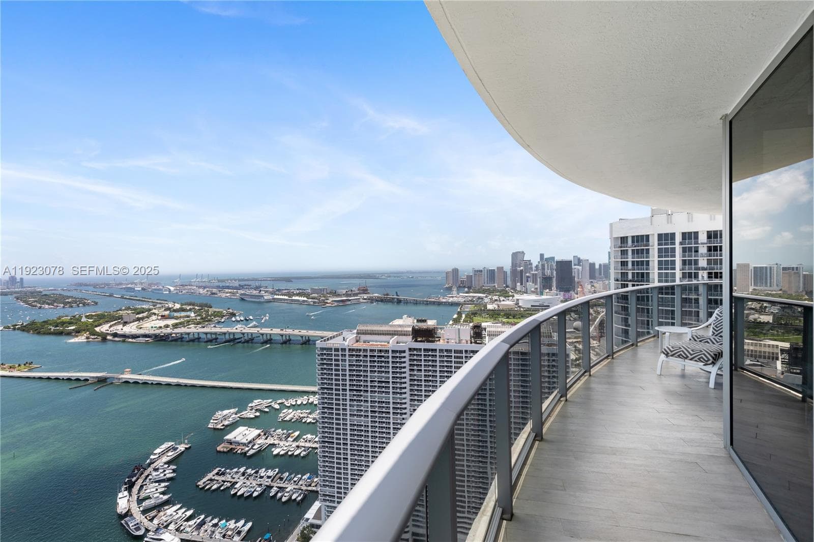 488 NE 18th St # 5012, Miami FL 33132 — 54
