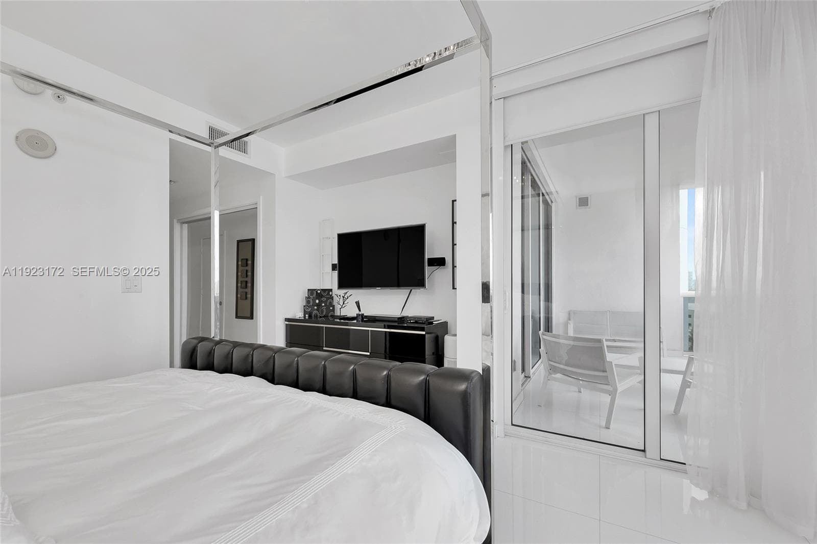 18201 Collins Ave # 1002, Sunny Isles Beach FL 33160 — 12