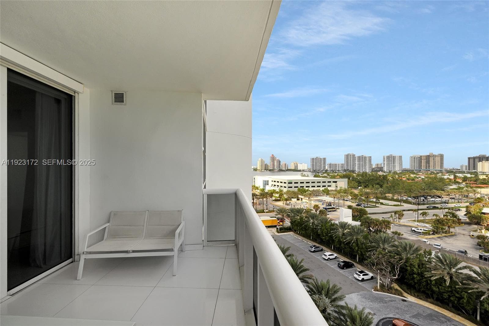 18201 Collins Ave # 1002, Sunny Isles Beach FL 33160 — 34