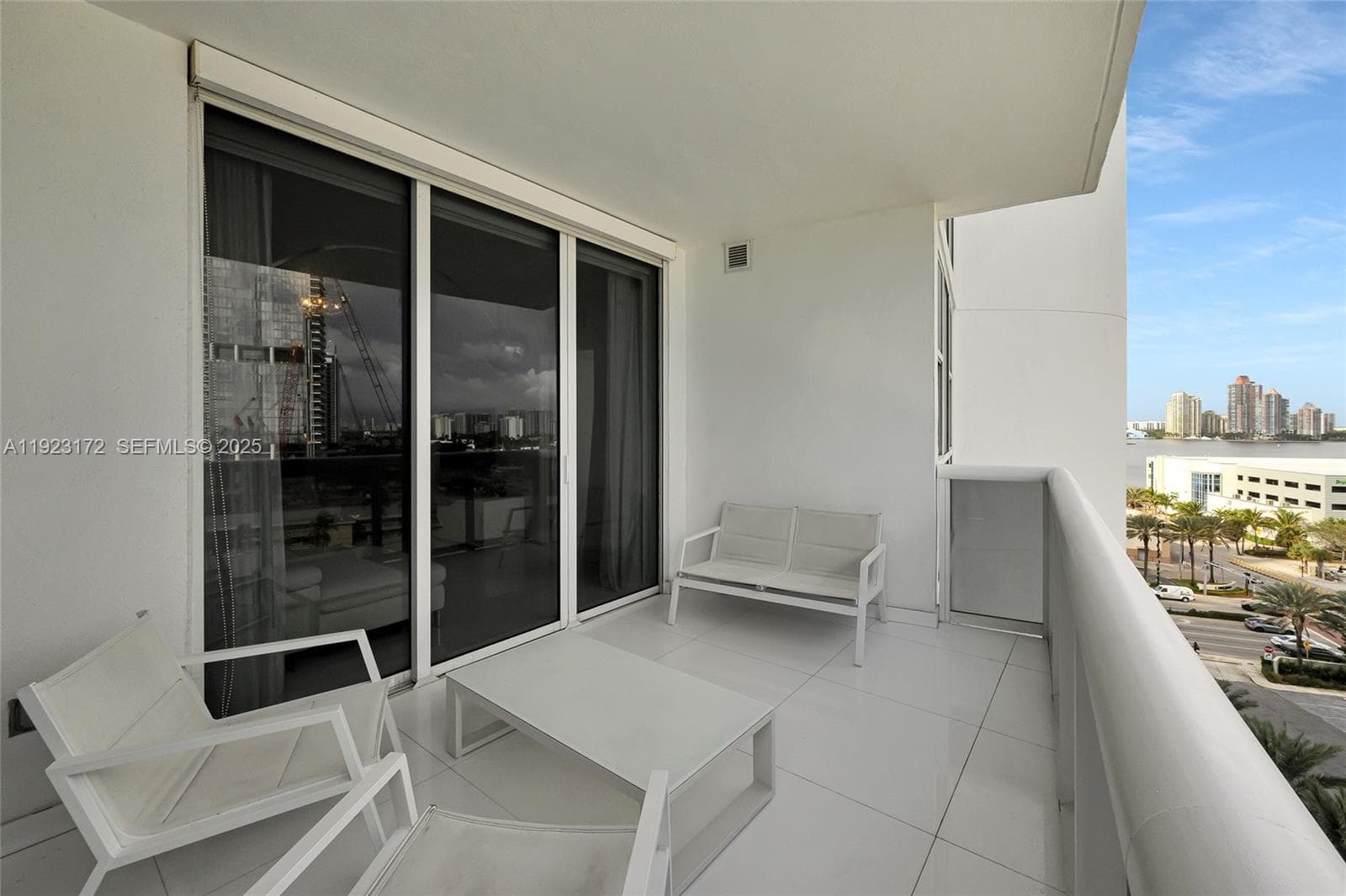 18201 Collins Ave # 1002, Sunny Isles Beach FL 33160 — 35
