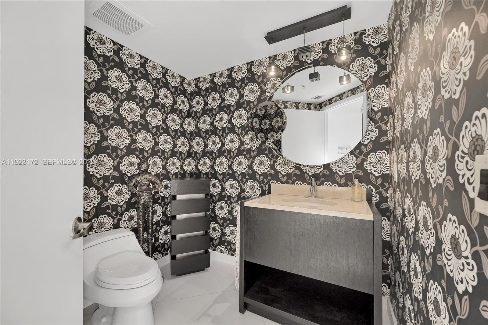 18201 Collins Ave # 1002, Sunny Isles Beach FL 33160 — 8