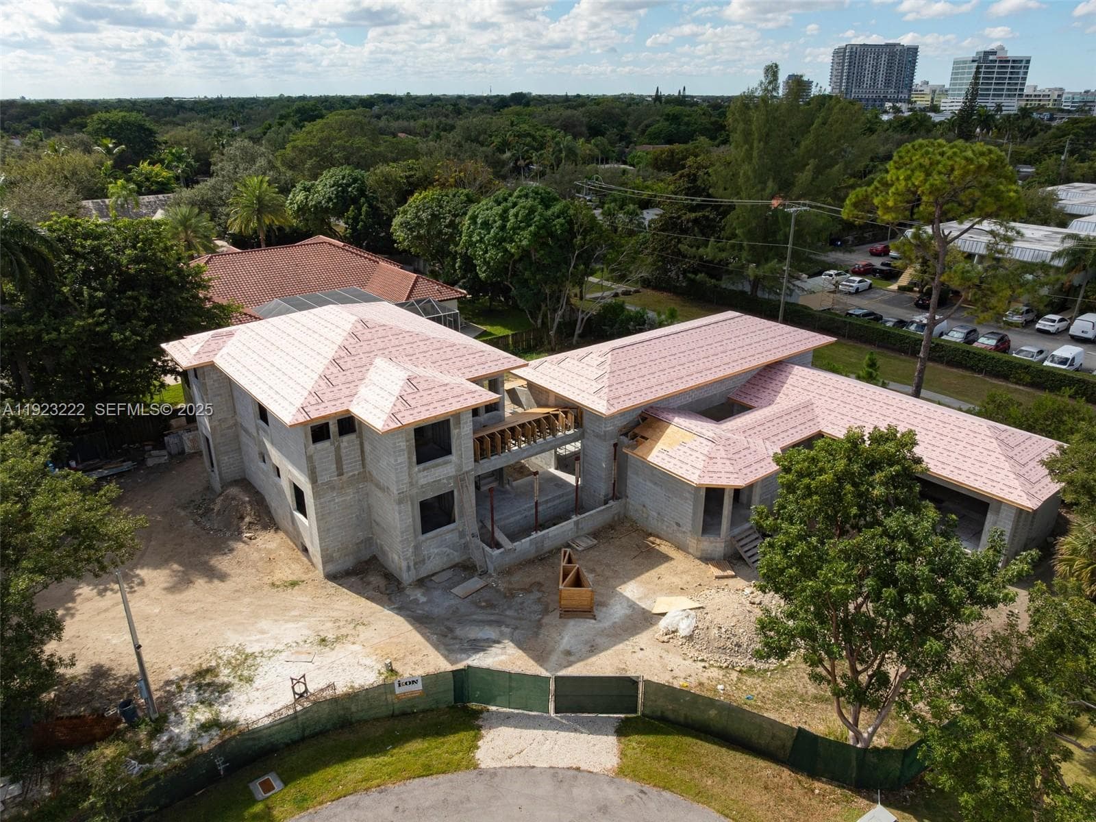 6990 SW 91st St, Pinecrest FL 33156 — 10