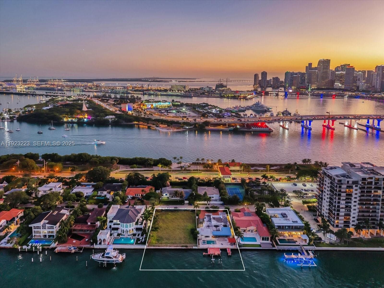 851 N Venetian Dr, Miami FL 33139 — 6