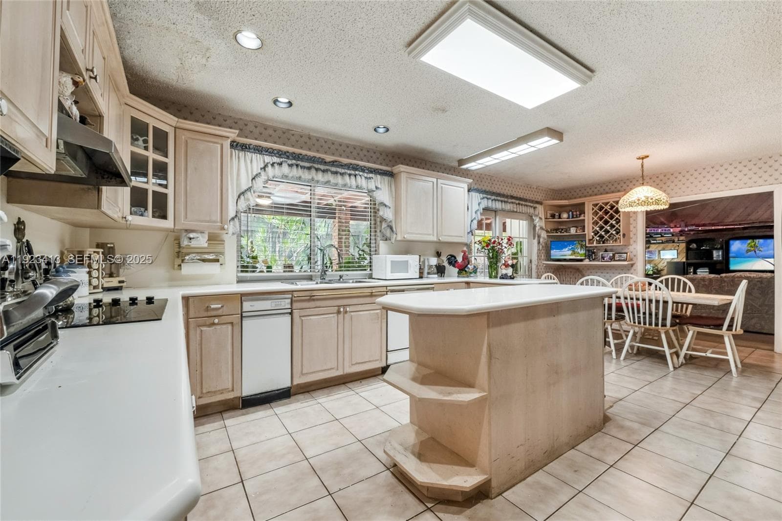 17123 SW 78th Pl, Palmetto Bay FL 33157 — 10