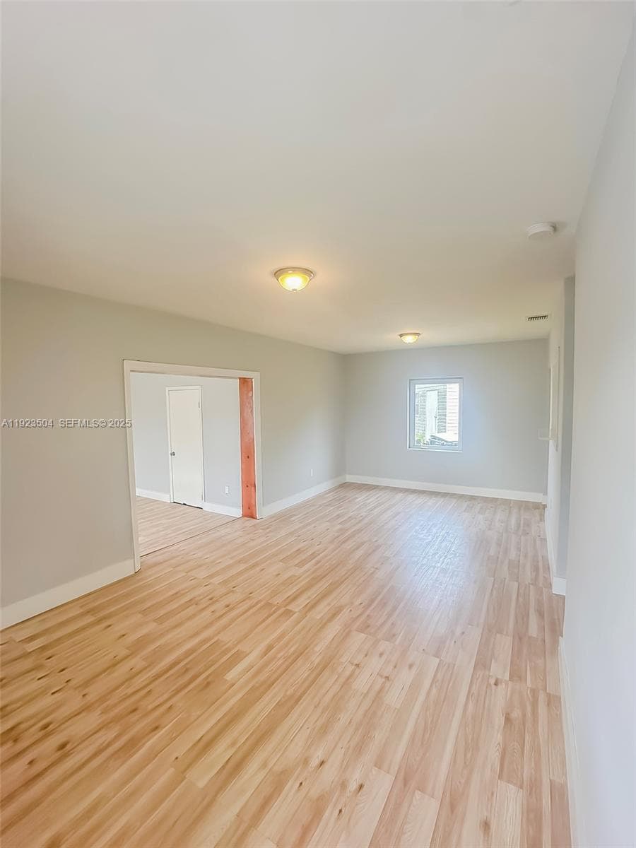 14801 Lincoln Blvd, Miami FL 33176 — 24