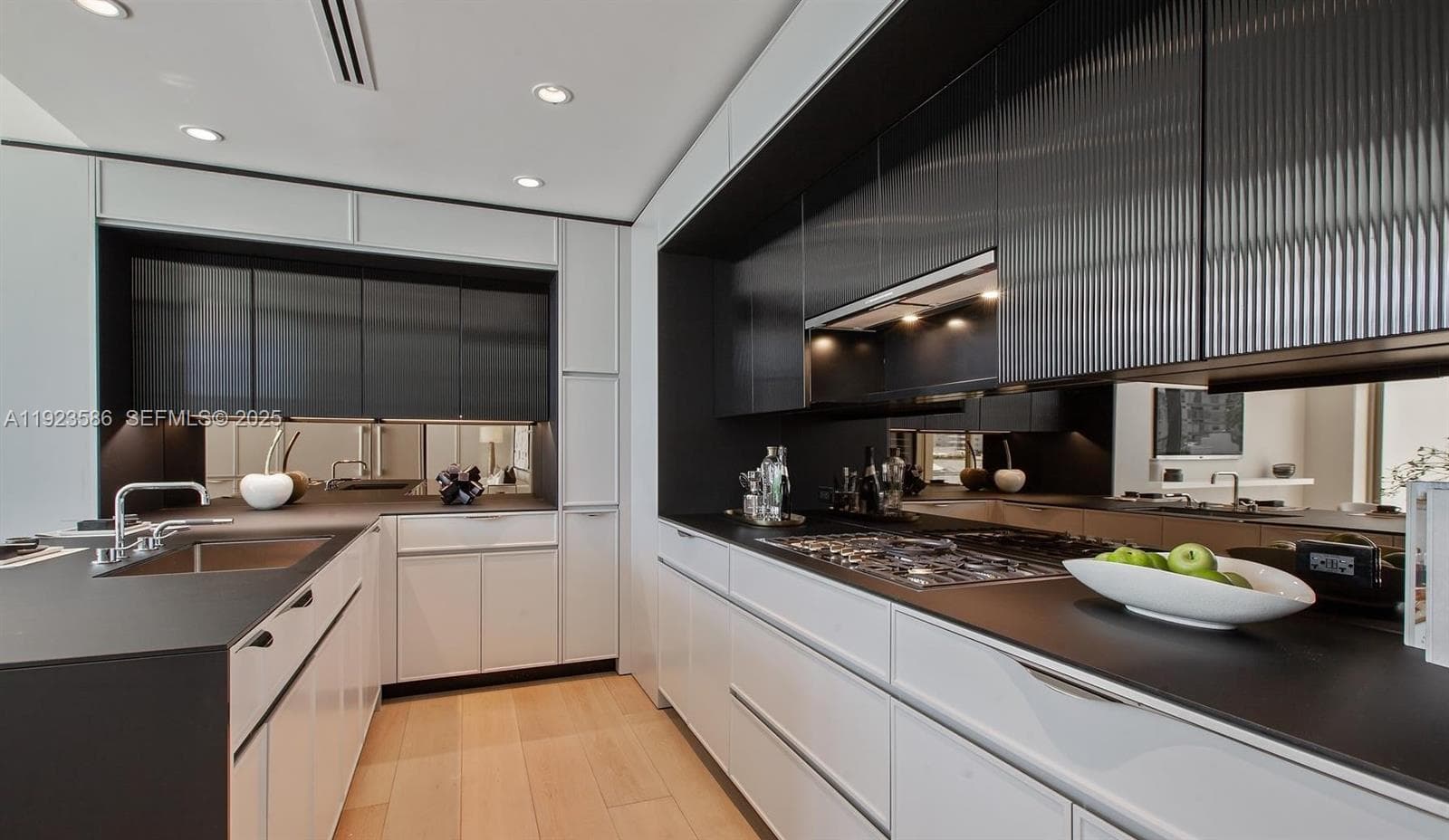 300 Collins Ave, Miami Beach FL 33139 — 5