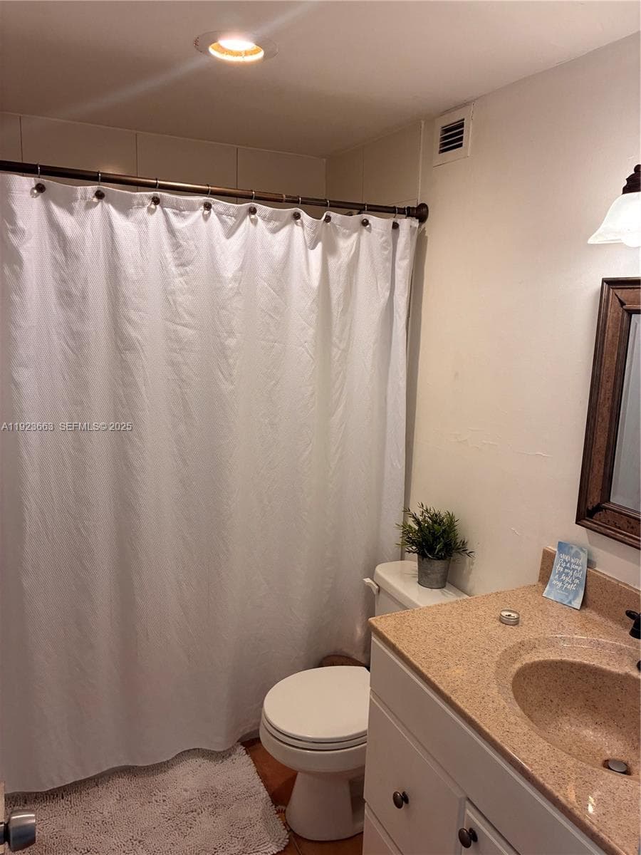 400 Kings Point Dr # 1522, Sunny Isles Beach FL 33160 — 12