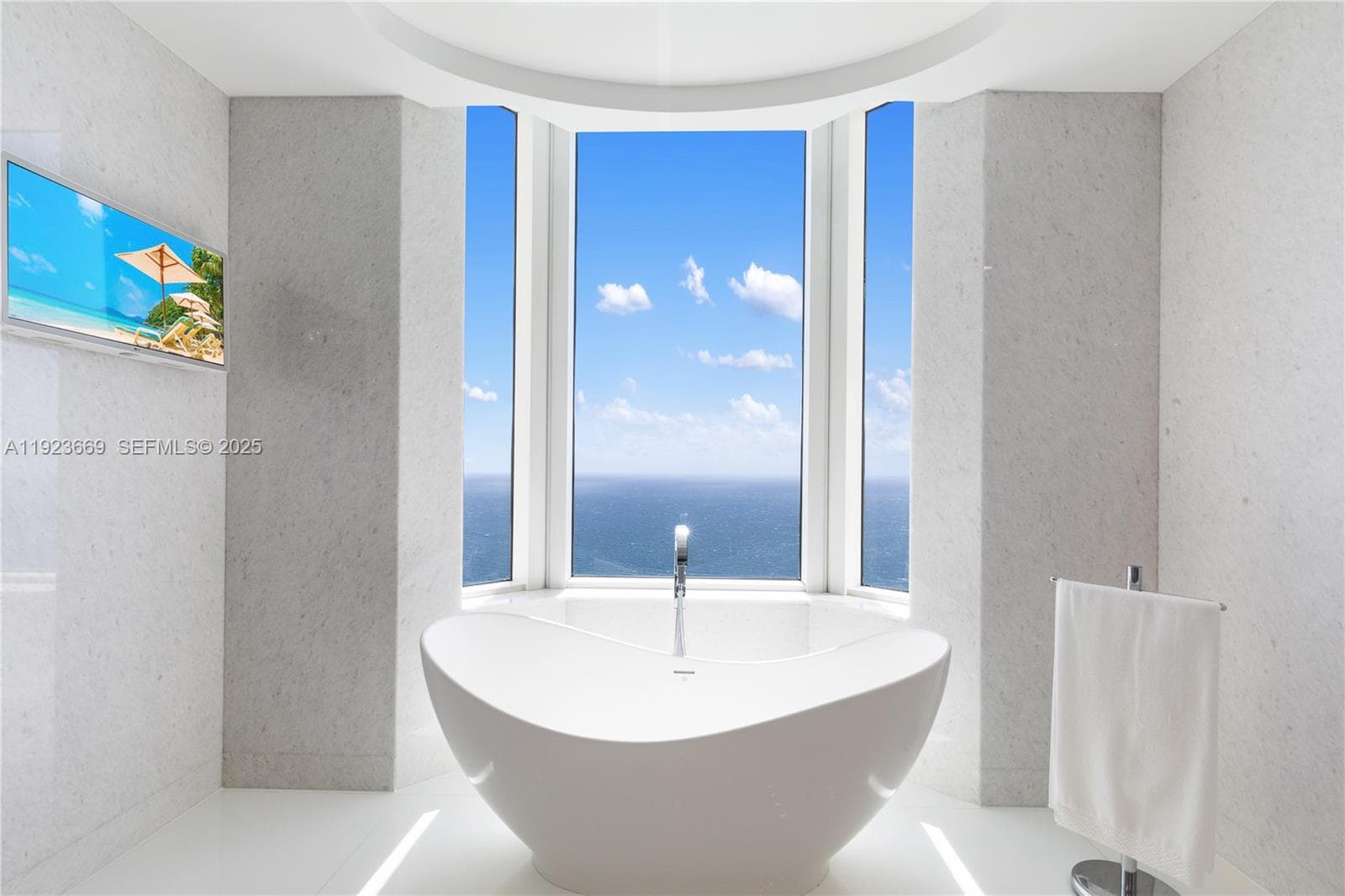 17875 Collins Ave, Sunny Isles Beach FL 33160 — 47