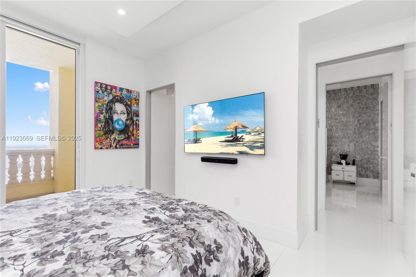 17875 Collins Ave, Sunny Isles Beach FL 33160 — 24