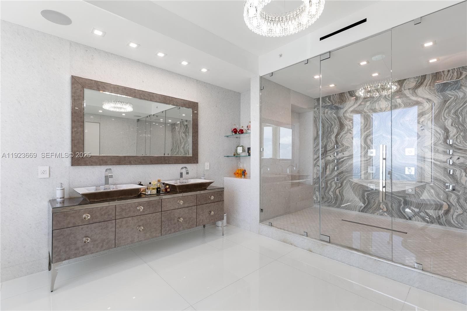 17875 Collins Ave, Sunny Isles Beach FL 33160 — 45