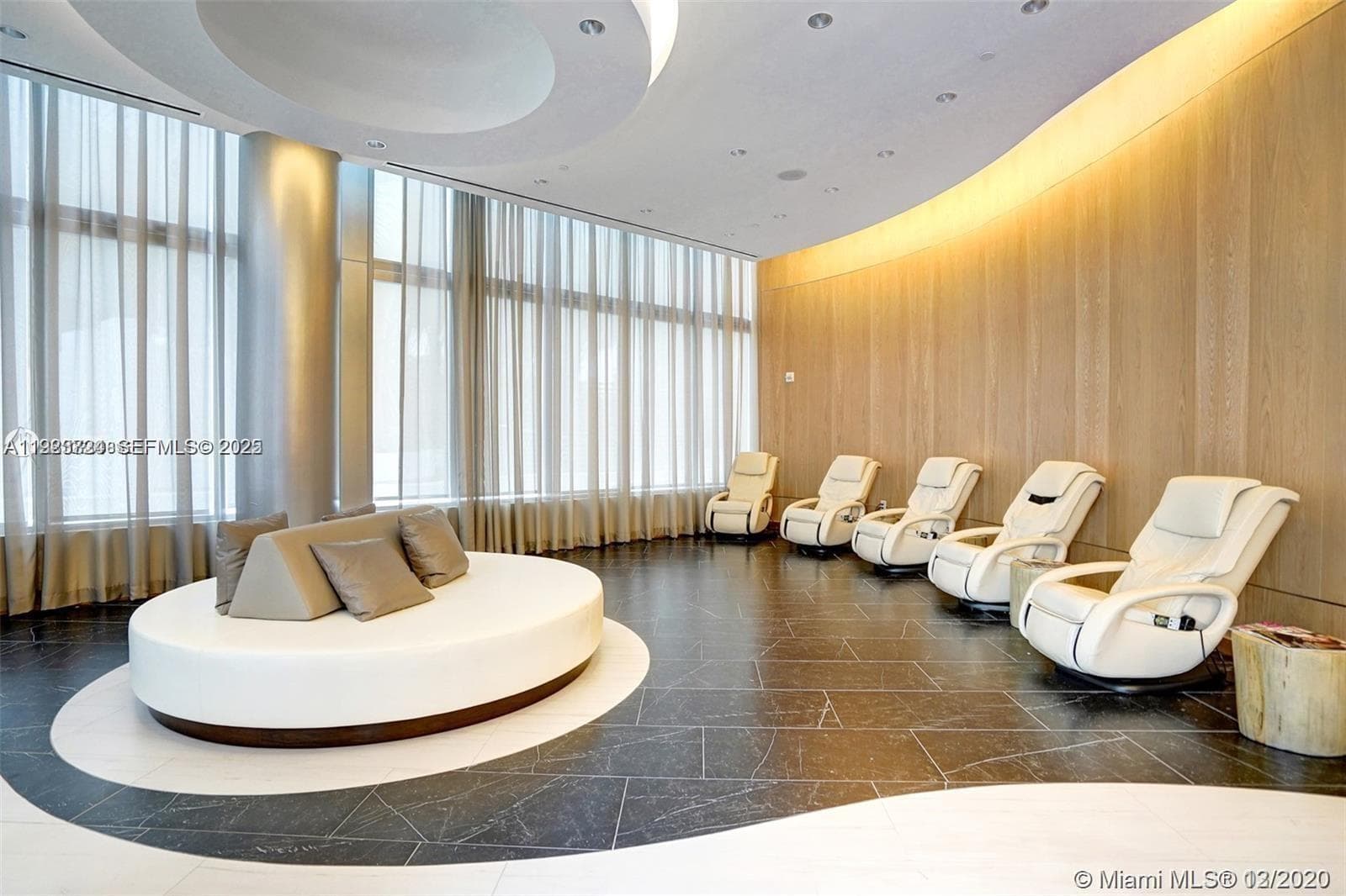851 NE 1st Ave # 4911, Miami FL 33132 — 52