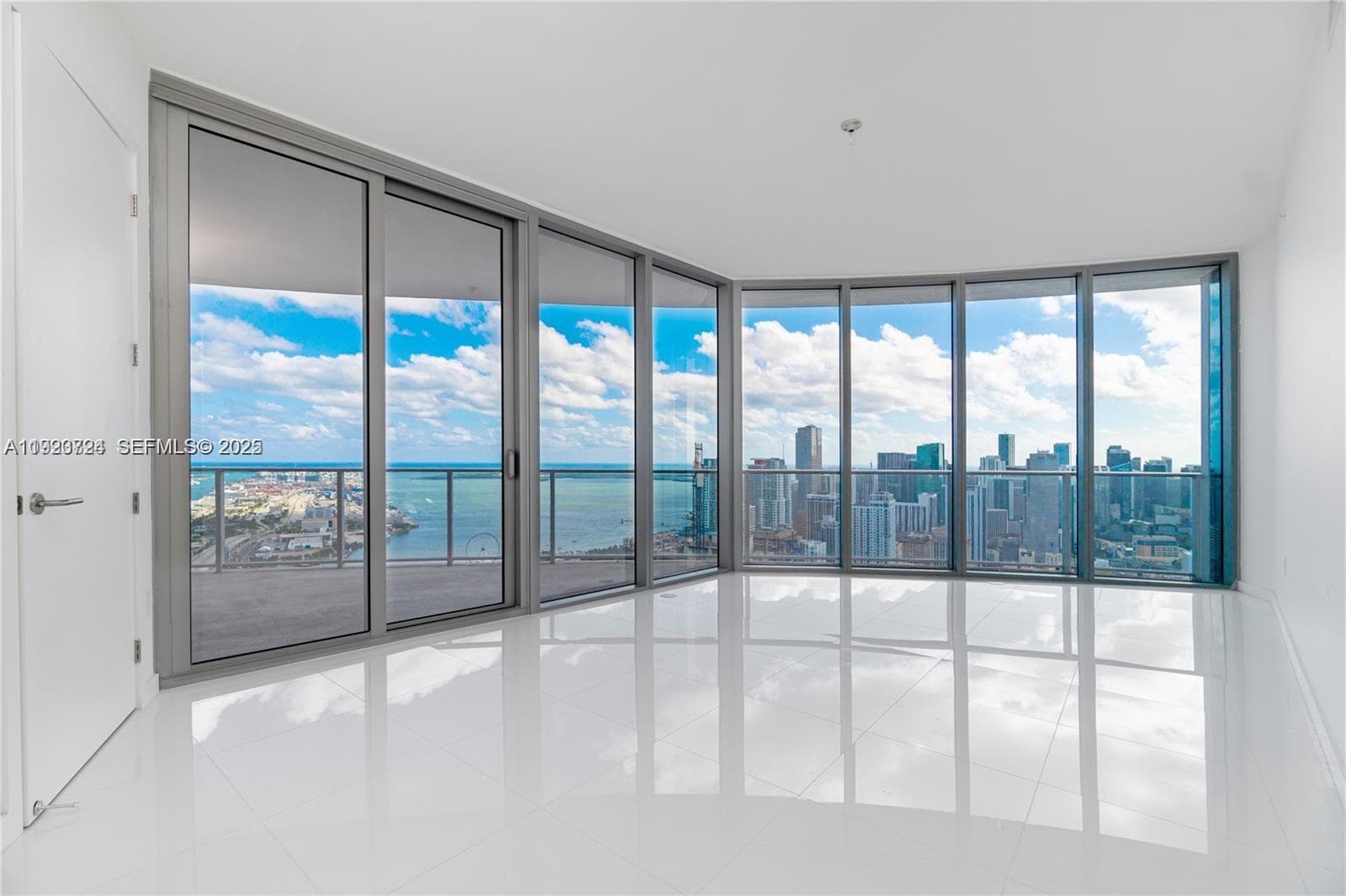 851 NE 1st Ave # 4911, Miami FL 33132 — 29