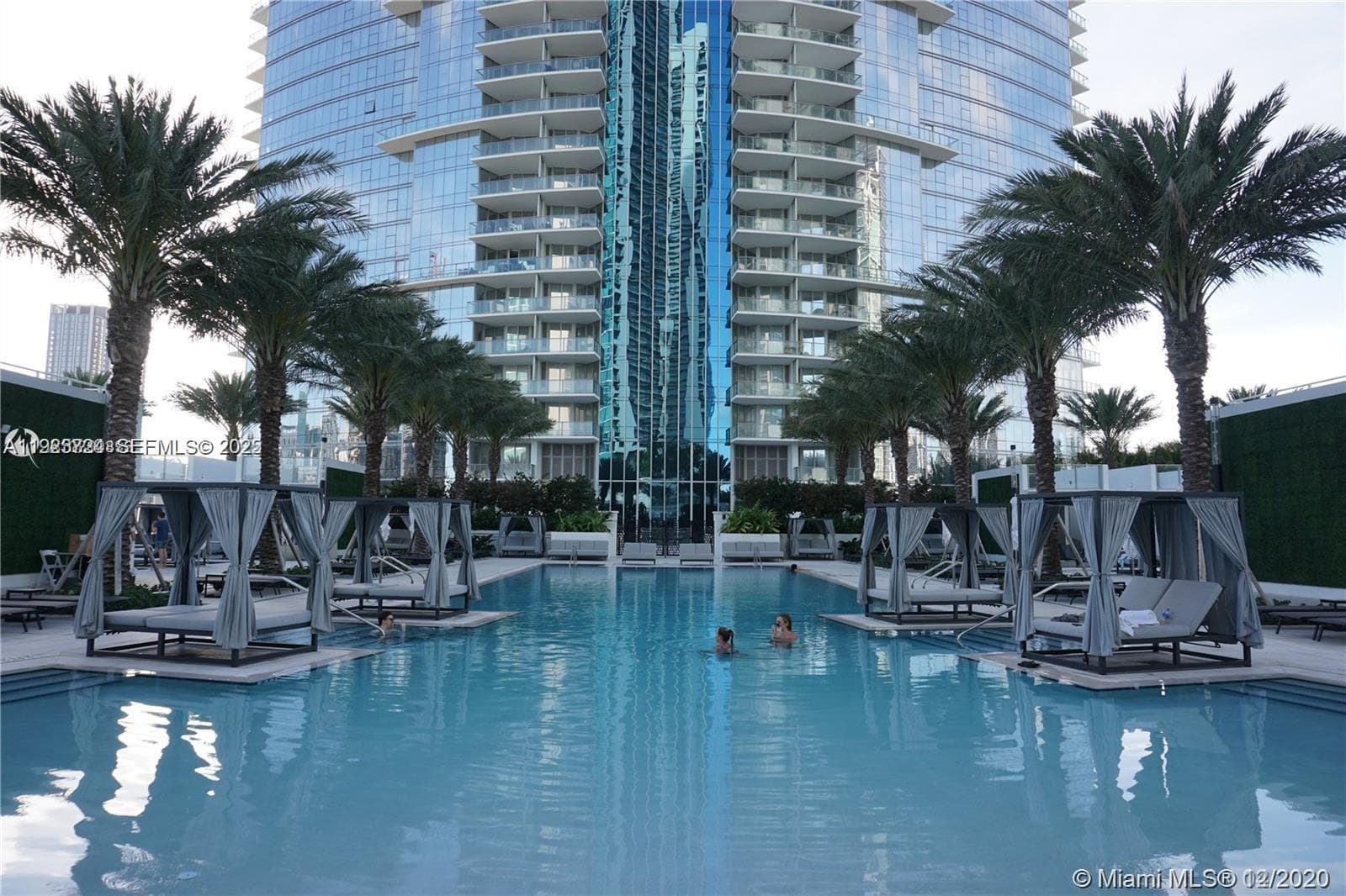 851 NE 1st Ave # 4911, Miami FL 33132 — 4