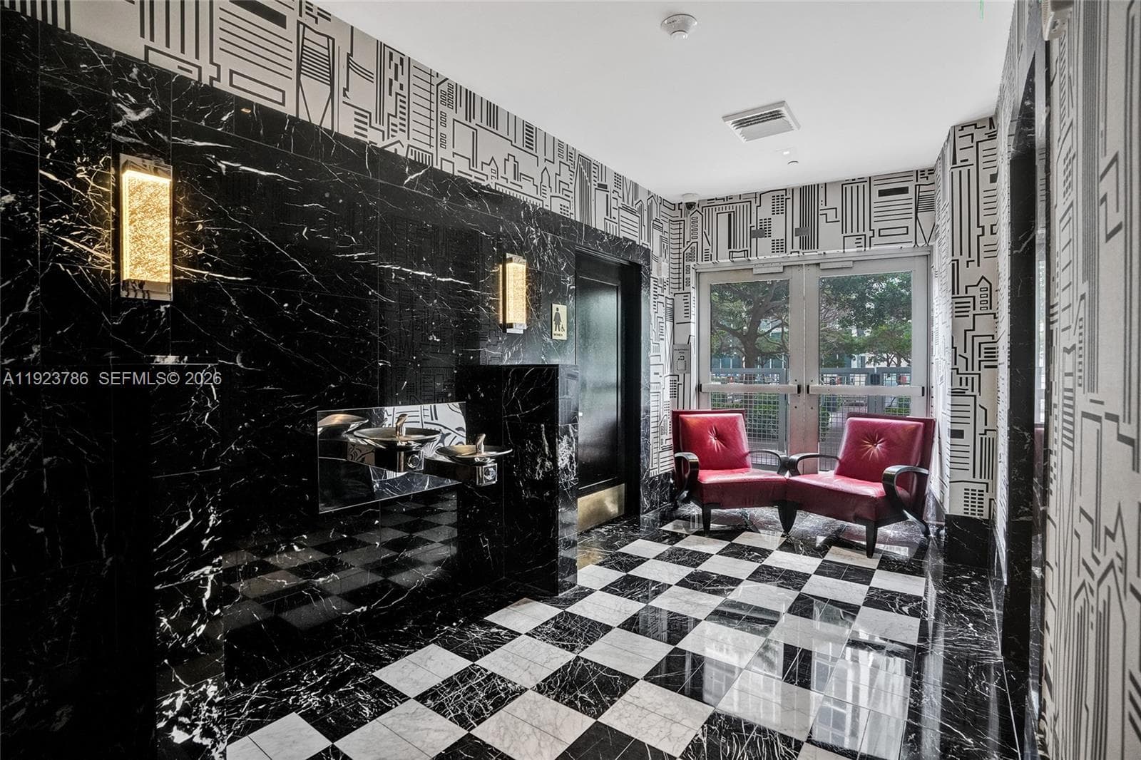 485 Brickell Ave # 4405, Miami FL 33131 — 32