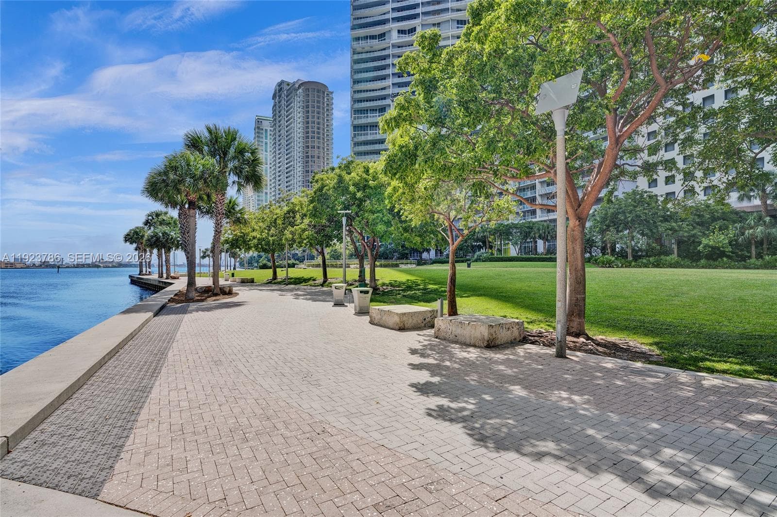 485 Brickell Ave # 4405, Miami FL 33131 — 34