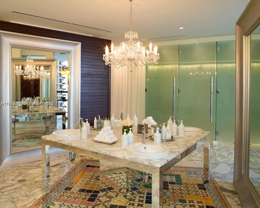 485 Brickell Ave # 4405, Miami FL 33131 — 25