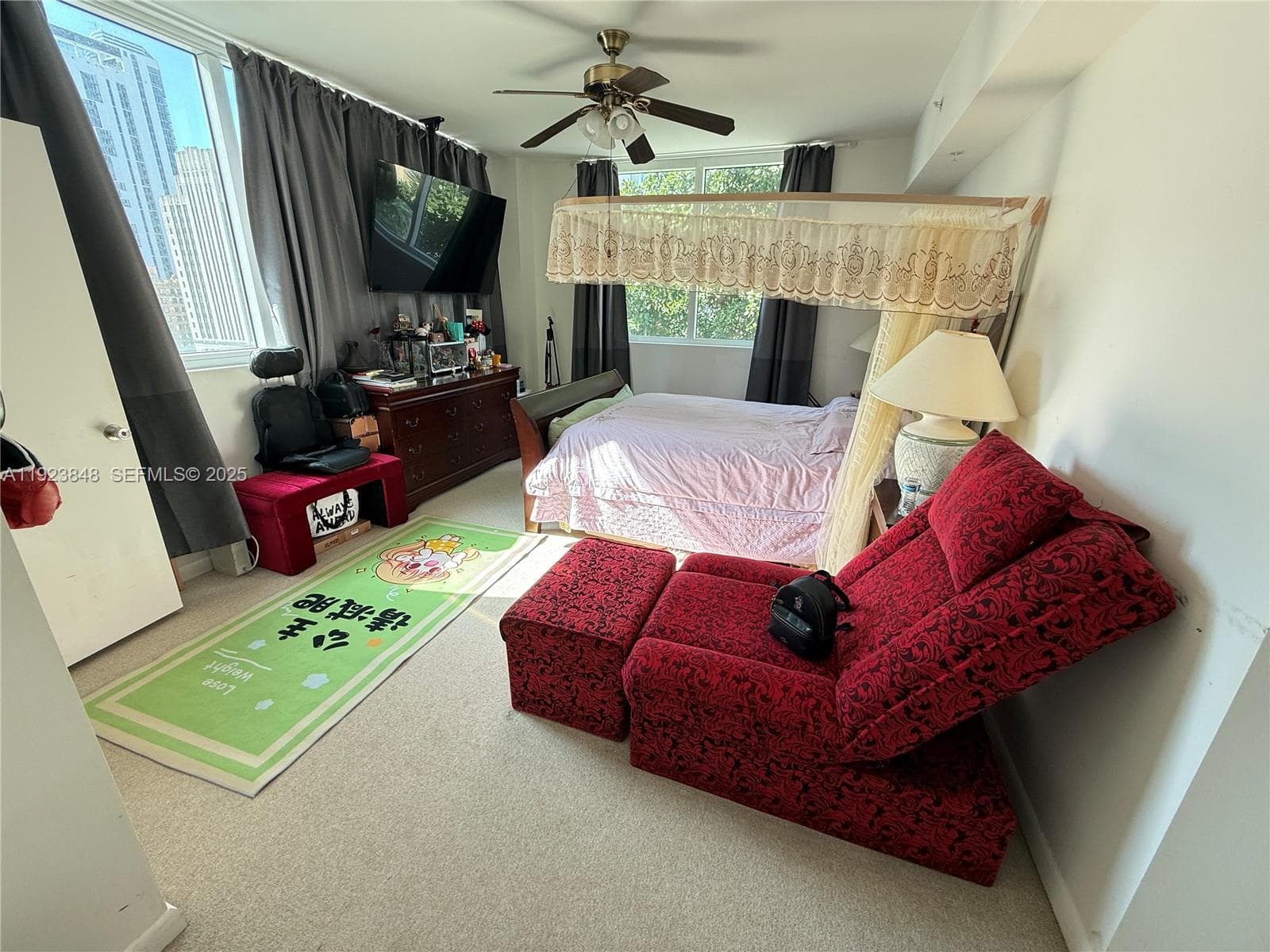 253 NE 2nd St # 908, Miami FL 33132 — 4