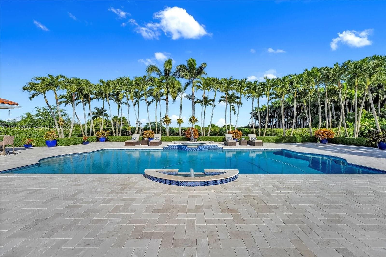 18611 SW 122nd St, Miami FL 33196 — 38
