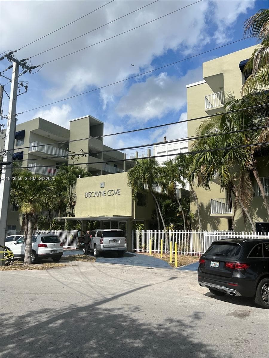 665 NE 83rd Ter # 112, Miami FL 33138 — 1